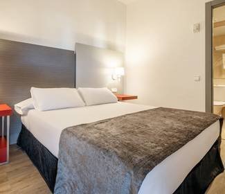 Doppelzimmer Hotel ILUNION Romareda Saragossa Doppelzimmer Hotel ILUNION Romareda Saragossa