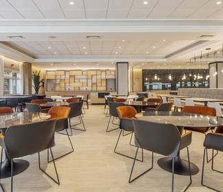 Restaurant Hotel ILUNION Alcora Sevilla