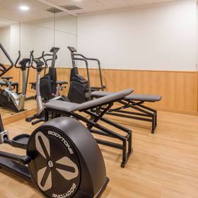 Fitnessstudio Hotel ILUNION Les Corts – Spa Barcelona Fitnessstudio Hotel ILUNION Les Corts – Spa Barcelona