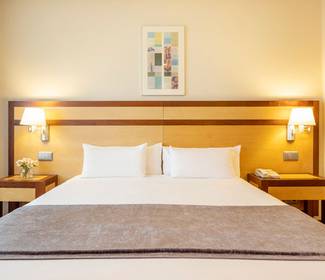 Kopfkissen nach wahl Hotel ILUNION Pío XII Madrid Kopfkissen nach wahl Hotel ILUNION Pío XII Madrid