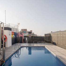 Schwimmbad Hotel ILUNION Auditori Barcelona Schwimmbad Hotel ILUNION Auditori Barcelona
