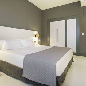 Zimmer ILUNION Bilbao Hotel Zimmer ILUNION Bilbao Hotel