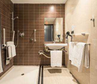 Barrierefreies zimmer Hotel ILUNION Almirante Barcelona Barrierefreies zimmer Hotel ILUNION Almirante Barcelona