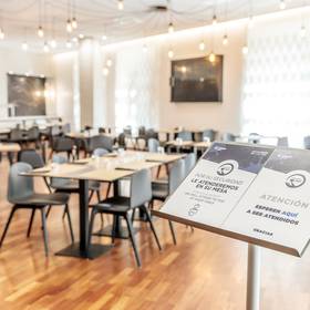 Cafeteria Hotel ILUNION Pío XII Madrid Cafeteria Hotel ILUNION Pío XII Madrid