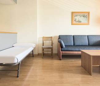 Vierbettzimmer Hotel ILUNION Romareda Saragossa Vierbettzimmer Hotel ILUNION Romareda Saragossa