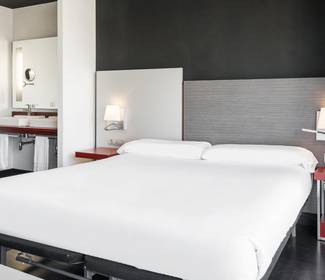 Familienzimmer Hotel ILUNION Atrium Madrid