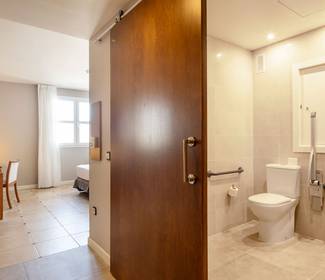 Barrierefreies zimmer Hotel ILUNION Fuengirola Barrierefreies zimmer Hotel ILUNION Fuengirola
