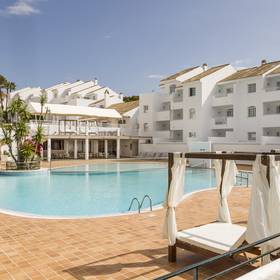 Schwimmbad ilunion menroca Hotel ILUNION Menorca Cala Galdana