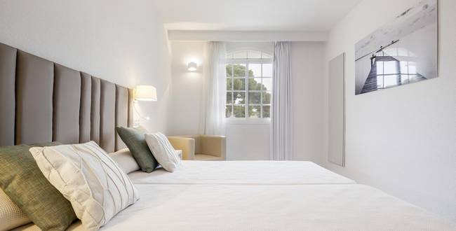 Apartment ilunion menorca Hotel ILUNION Menorca Cala Galdana Apartment ilunion menorca Hotel ILUNION Menorca Cala Galdana