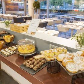 Frühstück Hotel ILUNION Atrium Madrid Frühstück Hotel ILUNION Atrium Madrid