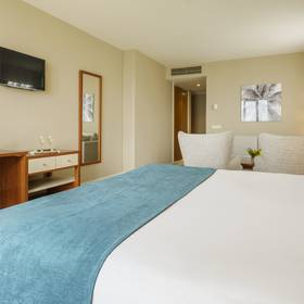 Zimmer Hotel ILUNION Fuengirola Zimmer Hotel ILUNION Fuengirola