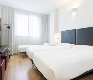 Dreibettzimmer Hotel ILUNION Aqua 3 Valencia