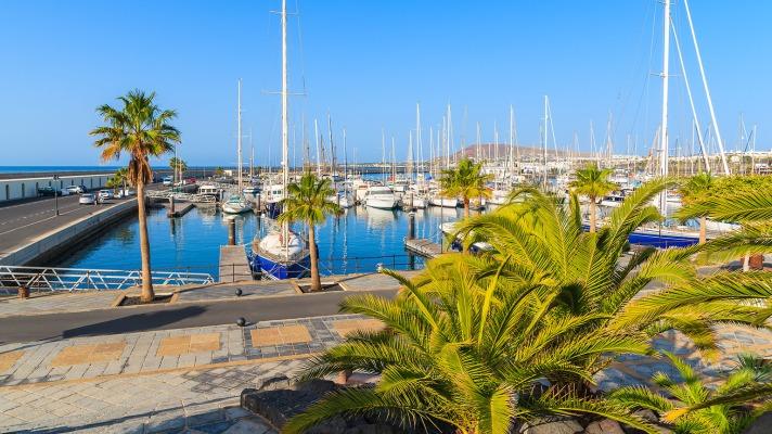 Machen Sie sich bereit für den Sommer auf Lanzarote! ILUNION Hotels Machen Sie sich bereit für den Sommer auf Lanzarote! ILUNION Hotels